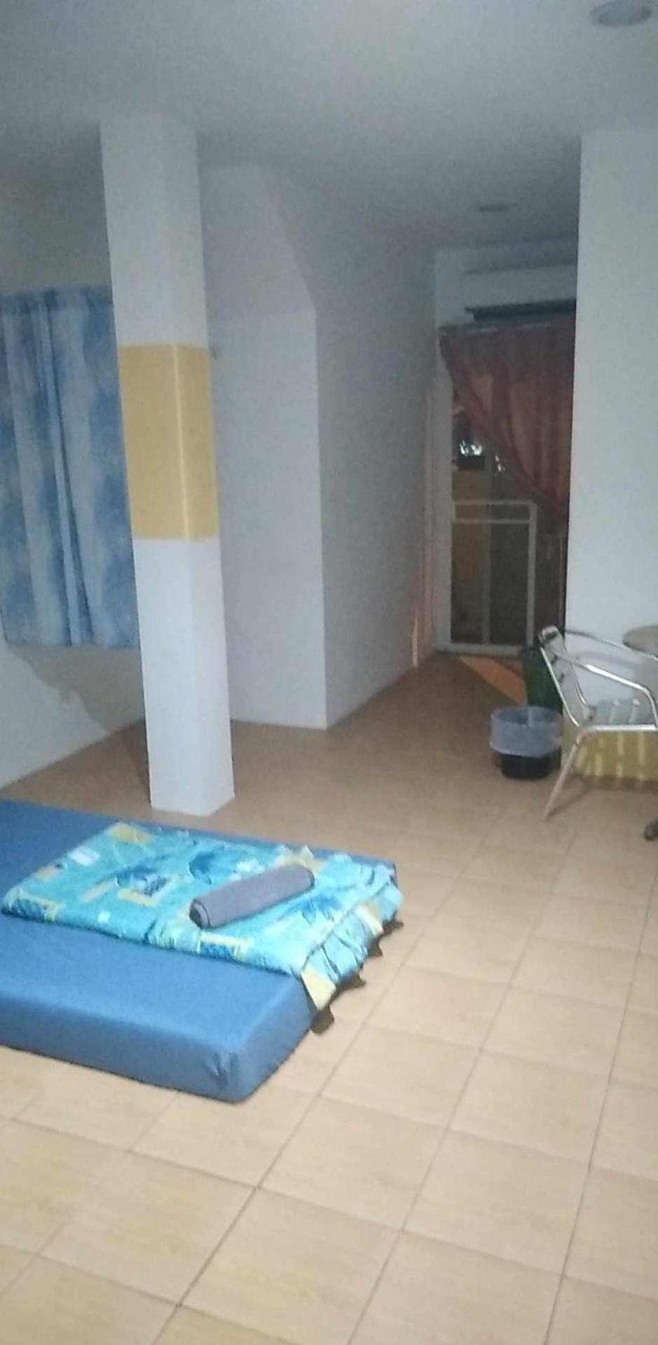 فندق جيه آند إي Nong Prue المظهر الخارجي الصورة